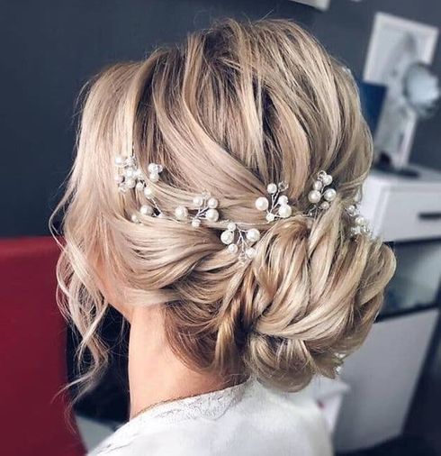 Messy low bun for wedding