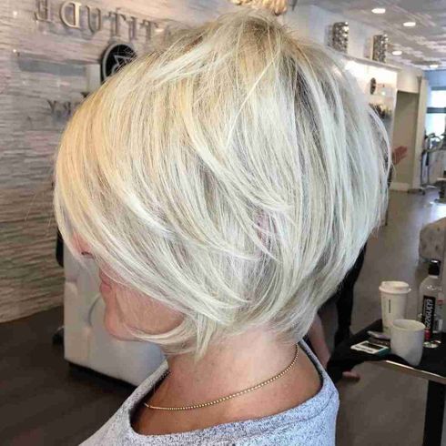 Blonde layered short hair