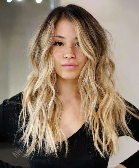 Blonde Ombre Hair in Light Caramel