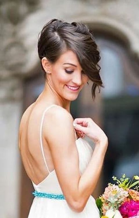 Asymmetrical wedding hairstyle for short hair