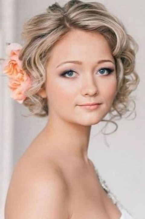 Blonde hair color wedding hairstyle