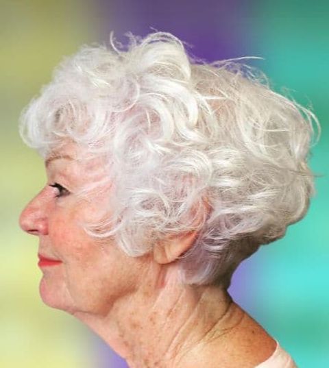 Curly Hairstyles For Older Women Are The Way To Look Natural And Stylish In 2021 2022