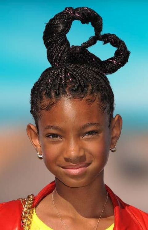 Heart-shaped braided hair style