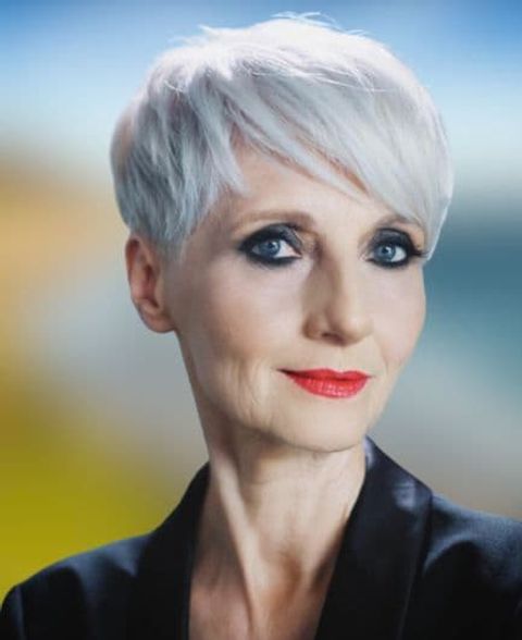 Platinum short hairsttyle for older women over 60