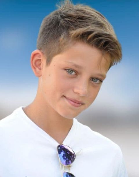 Cool short haircut for boys