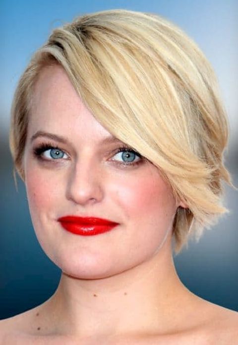 Side swept short hair for round face