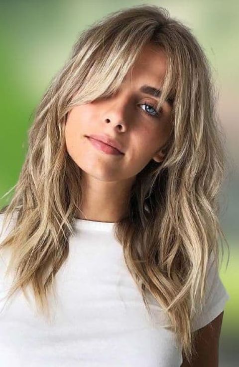 long hairstyles with bangs for women 2021-2022