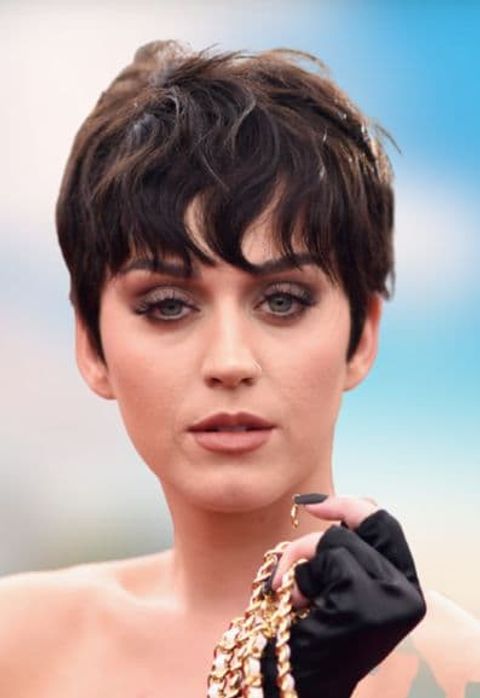 Katy Perry Short haircuts hairstyles and hair colors