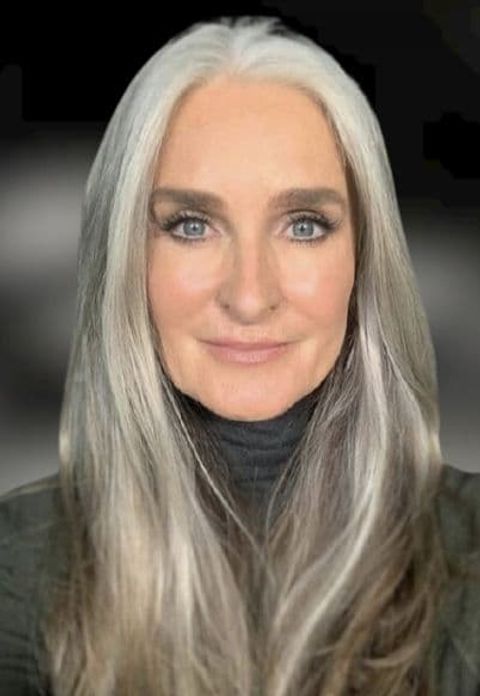 Easy And Cool Long Hairstyles For Women Over 60 In 2021 2022 Easy And Cool Long Hairstyles For Women Over 60 In 2021 2022