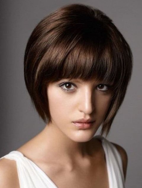 Asymmetrical short haircut with bangs 2021-2022