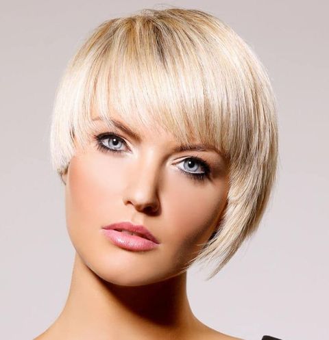 Straight hair asymmetrical short haircut