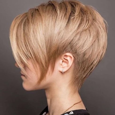 Asymmetrical short haircut for women