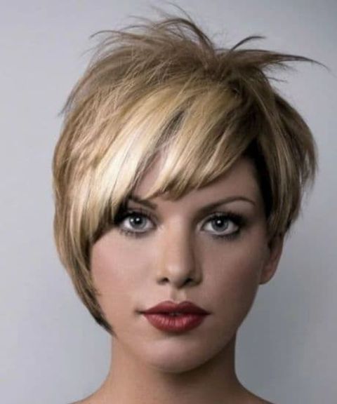 Messy short short asymmetrical haircut 2021-2022