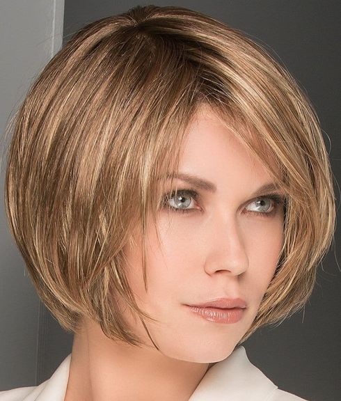 Chin length layered short bob