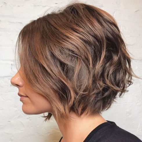 Layered short bob style