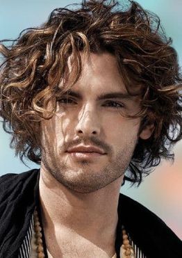 Curly short haircuts for men