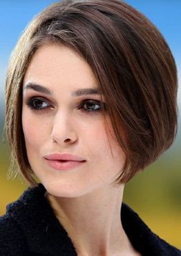 Hairstyles for women with square faces